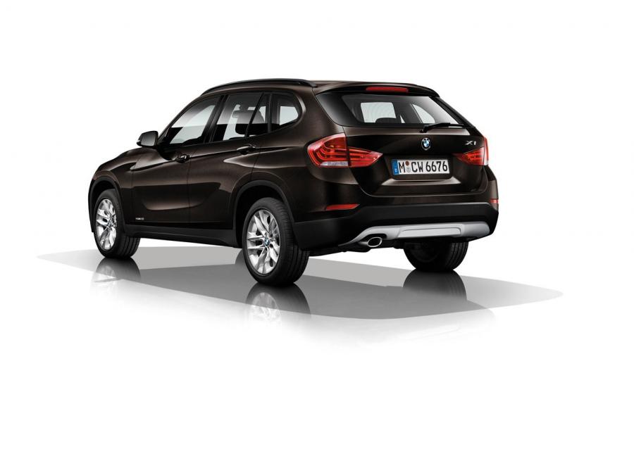  BMW X1 2015 года  (фото 11 из 18)
